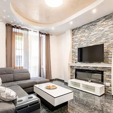 La Maison De Celine *